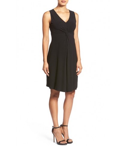 Leota Sleeveless Maternity Dress